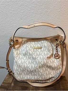 Michael Kors Cream & Beige MK Signature Crossbody Hobo